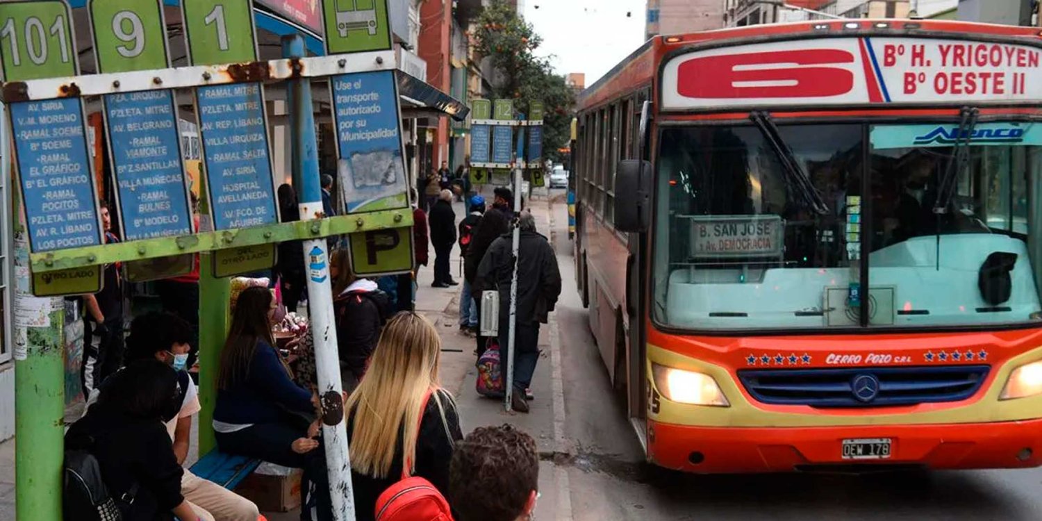 Confirman un nuevo aumento del transporte: el boleto sube a $1.700 y los taxis ajustan tarifas en un 33%