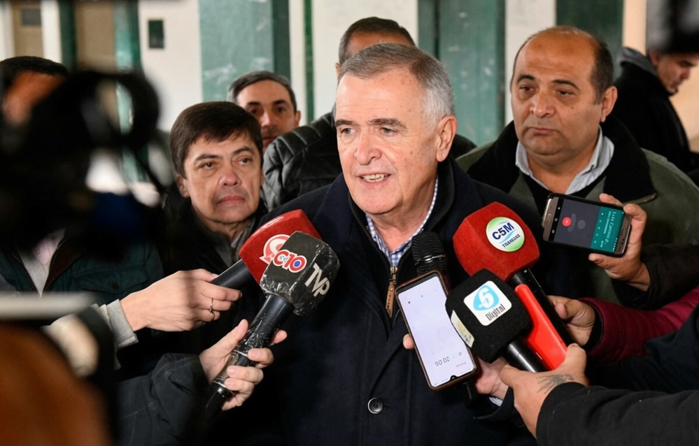 Jaldo decretó asueto administrativo desde las 12 para acompañar a la Selección Argentina