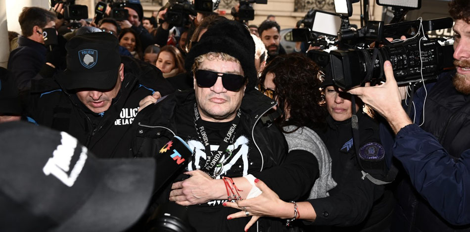 Pity Álvarez se quedó dormido durante el juicio por el crimen de “Gringo” Díaz y su defensa pidió suspender la audiencia