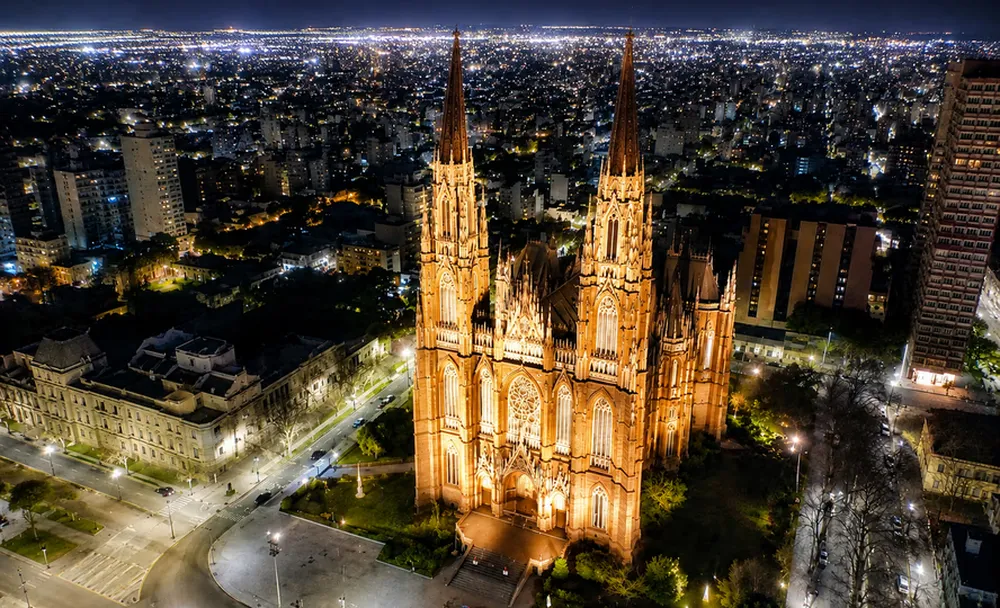 Orgullo argentino: la Catedral de La Plata fue elegida como la más linda del mundo