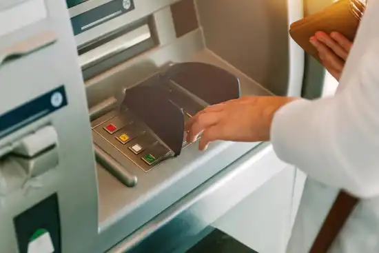 Sueldo de agosto: cuándo cobrarán el 20% y el 80% los estatales tucumanos
