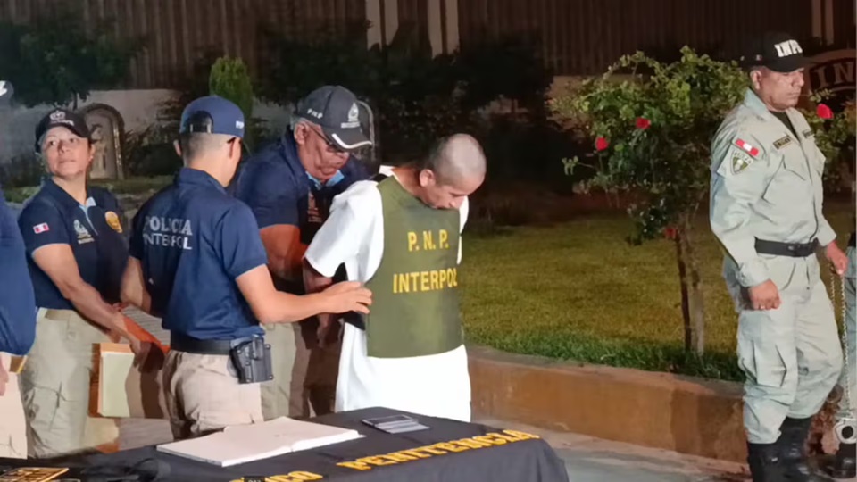 Llegó a la Argentina “Pequeño J”, señalado por el triple homicidio de Florencio Varela