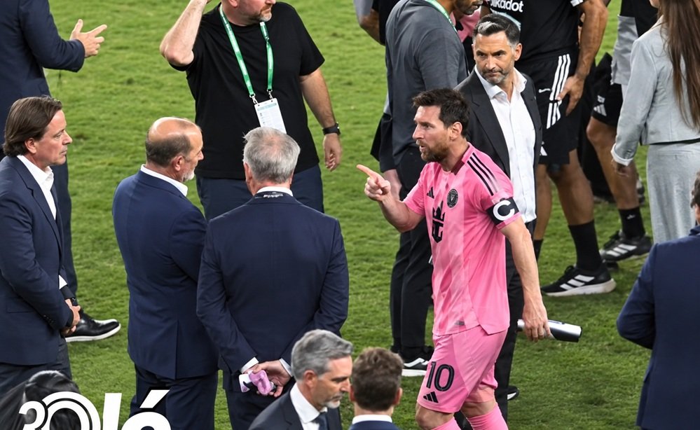 “Conmigo no”: el tenso cruce de Messi con el jefe de la MLS durante la premiación