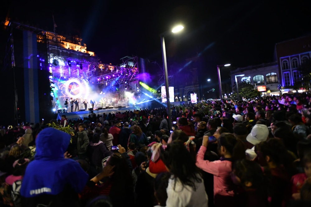 Tucumán se prepara para una gran Fiesta Patria: El Chaqueño, Galleguillo y La Beriso serán protagonistas en Plaza Independencia