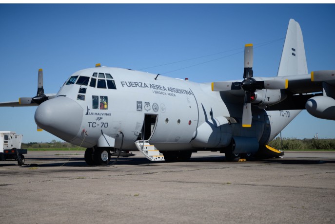 La Argentina enviará un operativo humanitario a Venezuela con médicos, rescatistas y un Hércules militar tras los terremotos