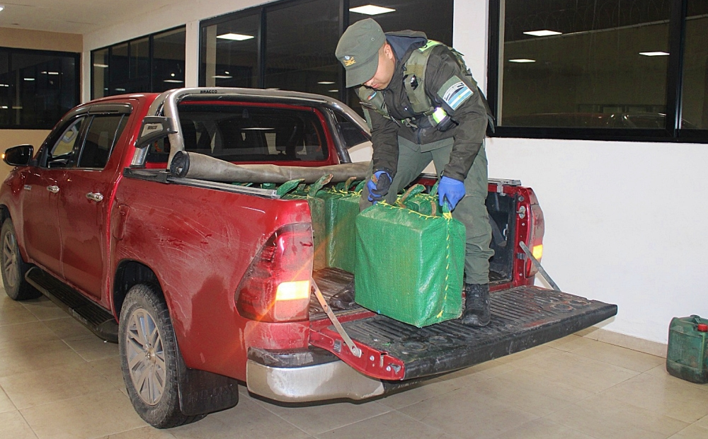 Agravaron la imputación contra tres de los detenidos por los 470 kilos de cocaína y sólo uno accedió a declarar