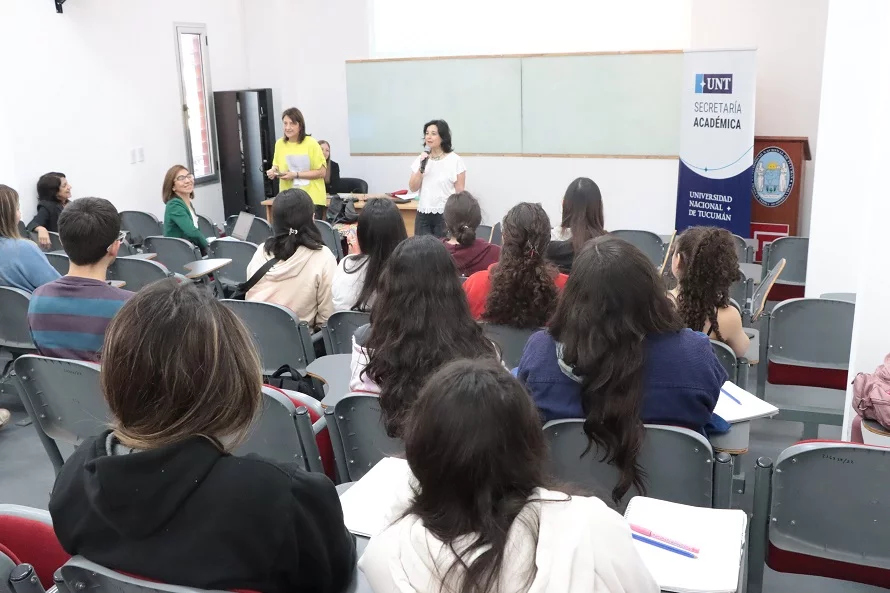 La UNT avanza con la reforma del sistema de créditos universitarios mientras sigue sin definirse el conflicto por el Rectorado