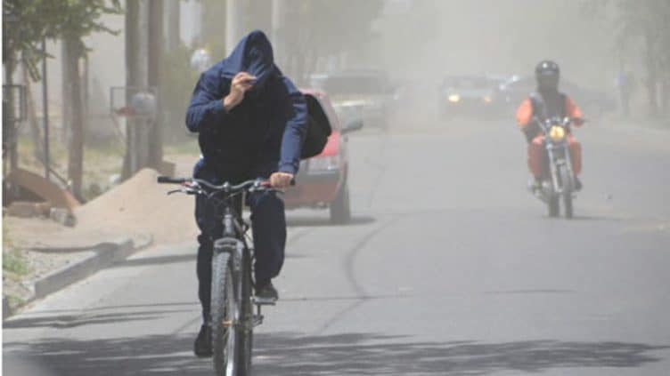 Alerta por viento Zonda en Tucumán: qué localidades estarán afectadas este martes