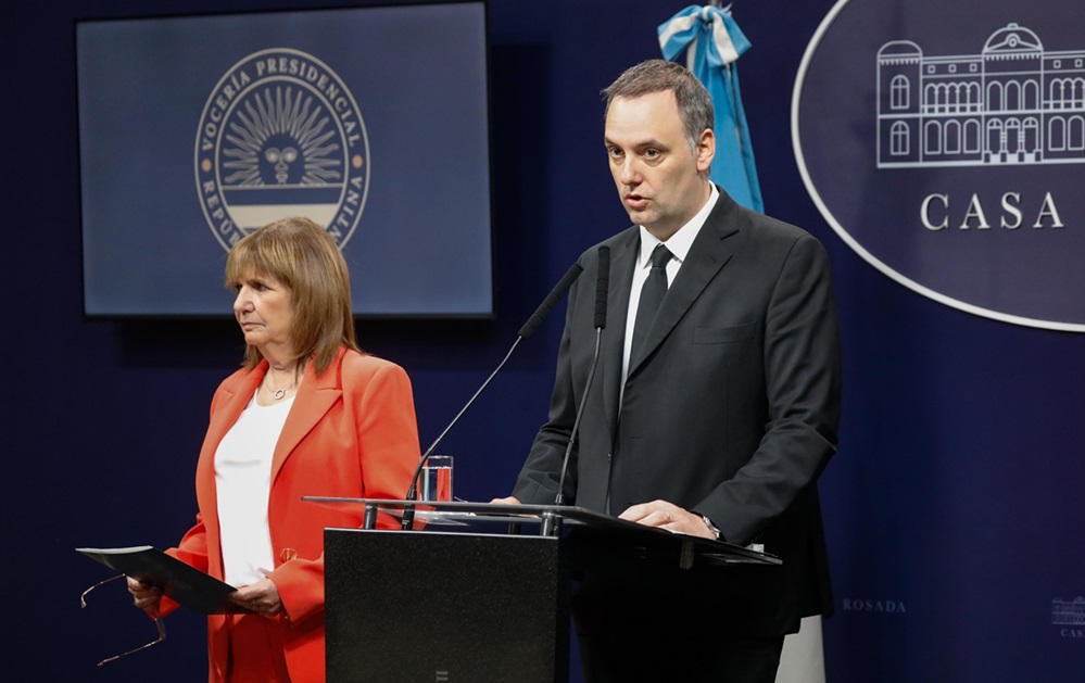 “Harta” del caso Adorni, Bullrich teme que ponga en riesgo la reelección de Milei y pide un acuerdo con el PRO