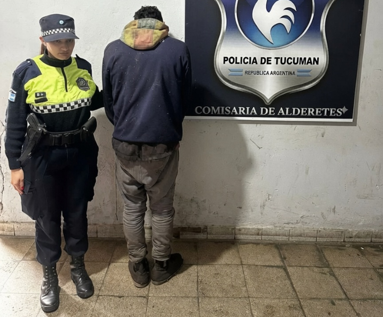 Alderetes: hartos de que les robaran hasta los inodoros vecinos redujeron a un ladrón y lo entregaron a la Policía