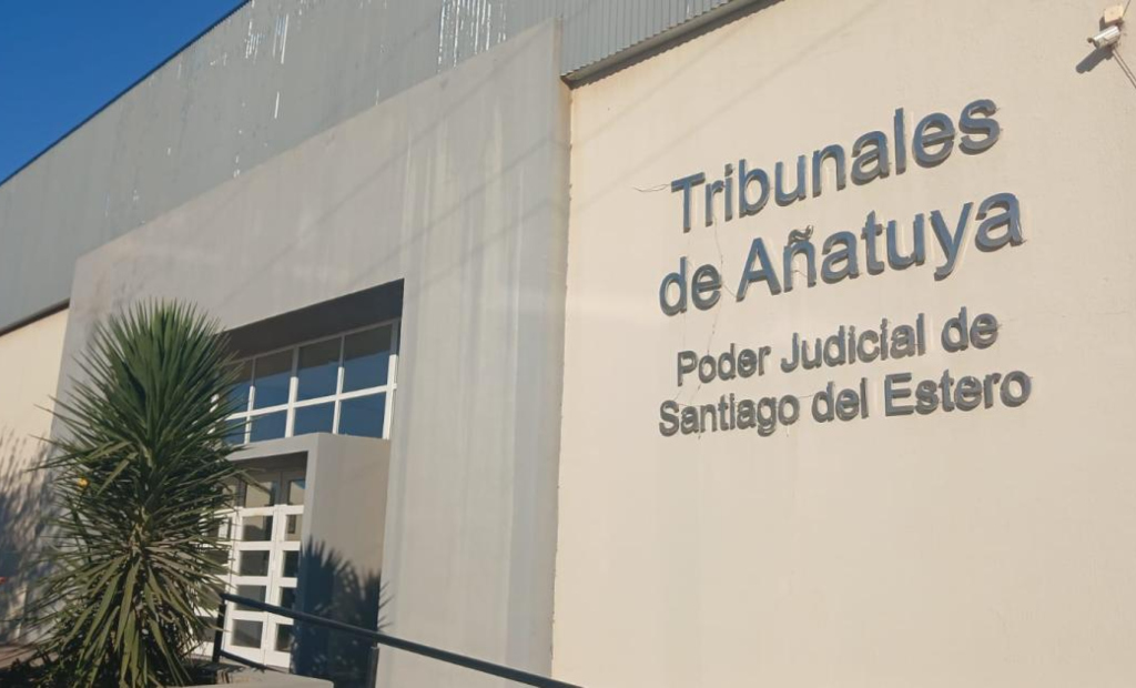 Santiagueño esperó a que su esposa se fuera a misa para abusar de su pequeña nieta