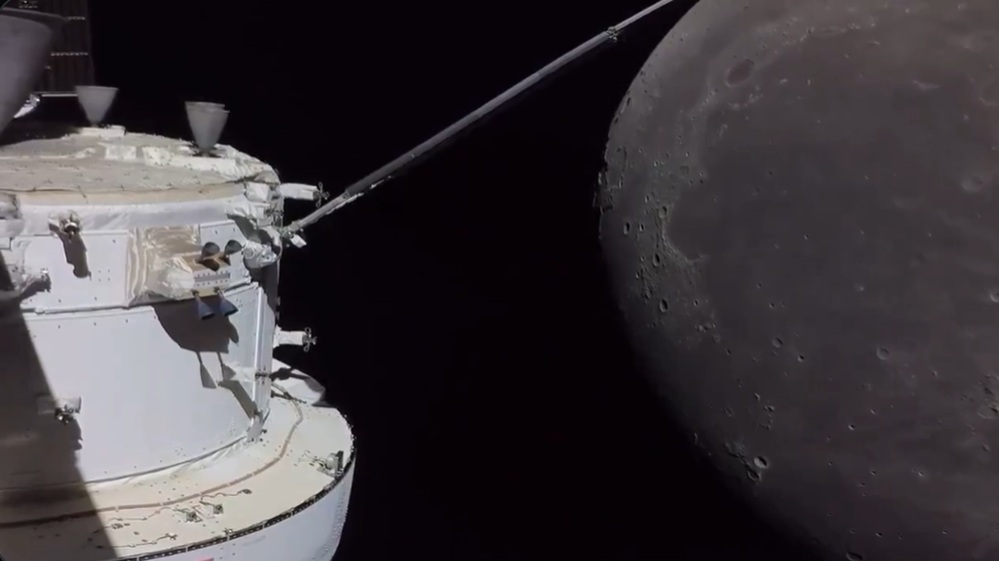 Artemis II: la nave sobrevoló por primera vez el lado oculto de la Luna y vuelve hacia la Tierra