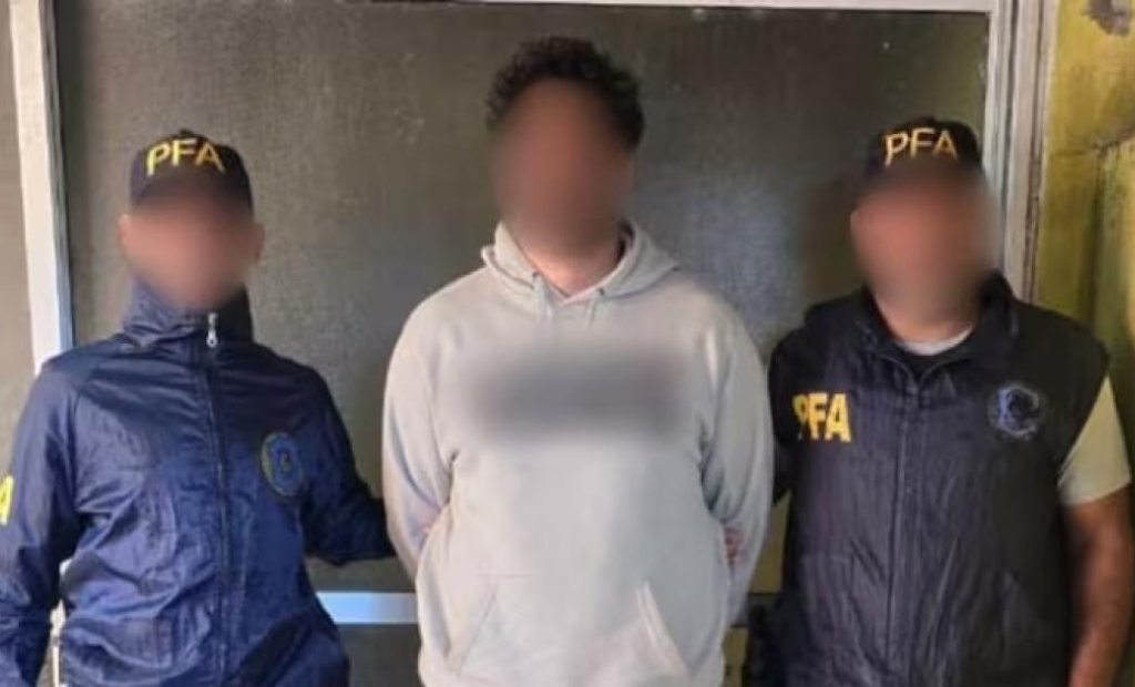 Prometiendo monetización grabó videos íntimos de chicas de varias provincias y los viralizó