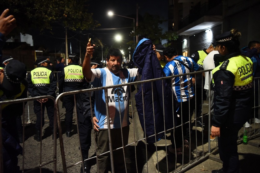 Hinchas de Gimnasia de Jujuy denunciaron violencia policial a la salida del partido en La Ciudadela