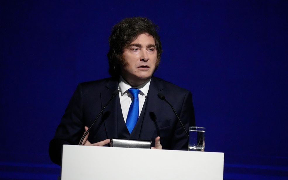 Milei apuesta a que la economía repunte en los próximos meses para poder llegar con chances al 2027