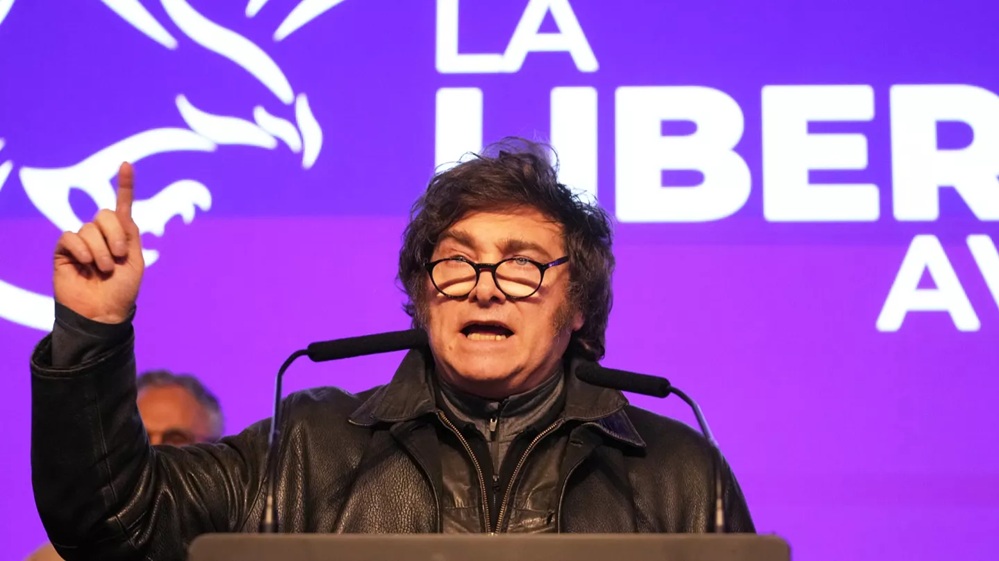 Milei: "Lula es ladrón y corrupto, lo liberaron por una falla administrativa"