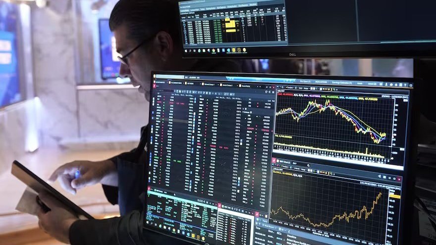 Efecto Brasil: caen más del 6% las acciones argentinas y el riesgo país sube a 738 puntos