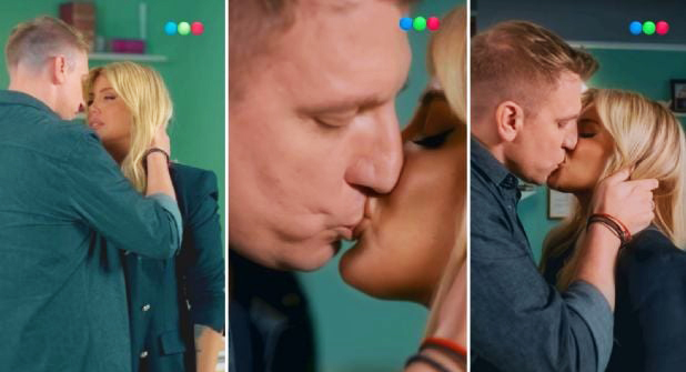 Así fue el esperado y apasionado beso entre Wanda y Maxi López en la serie "Triángulo Amoroso"