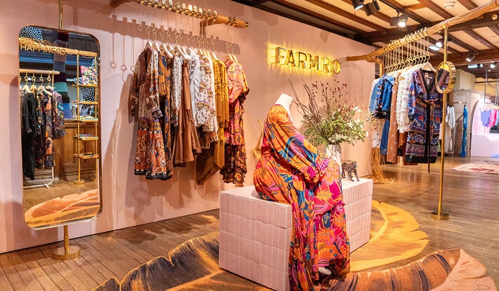 El “Zara brasileño” llegó a Argentina con propuestas exclusivas y precios premium